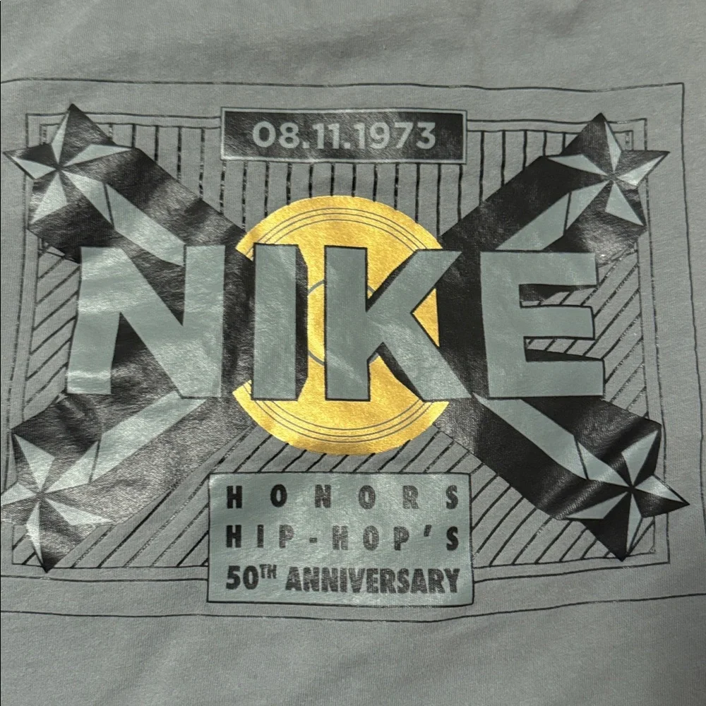 Nike The Nike Tee - Picture 6 of 8